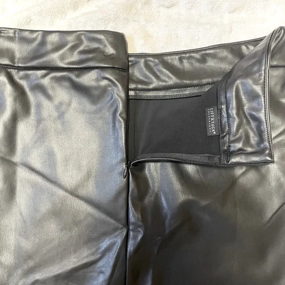SCULPT*HER by NYDJ Faux Leather A Line Skirt - Picture 14 of 15